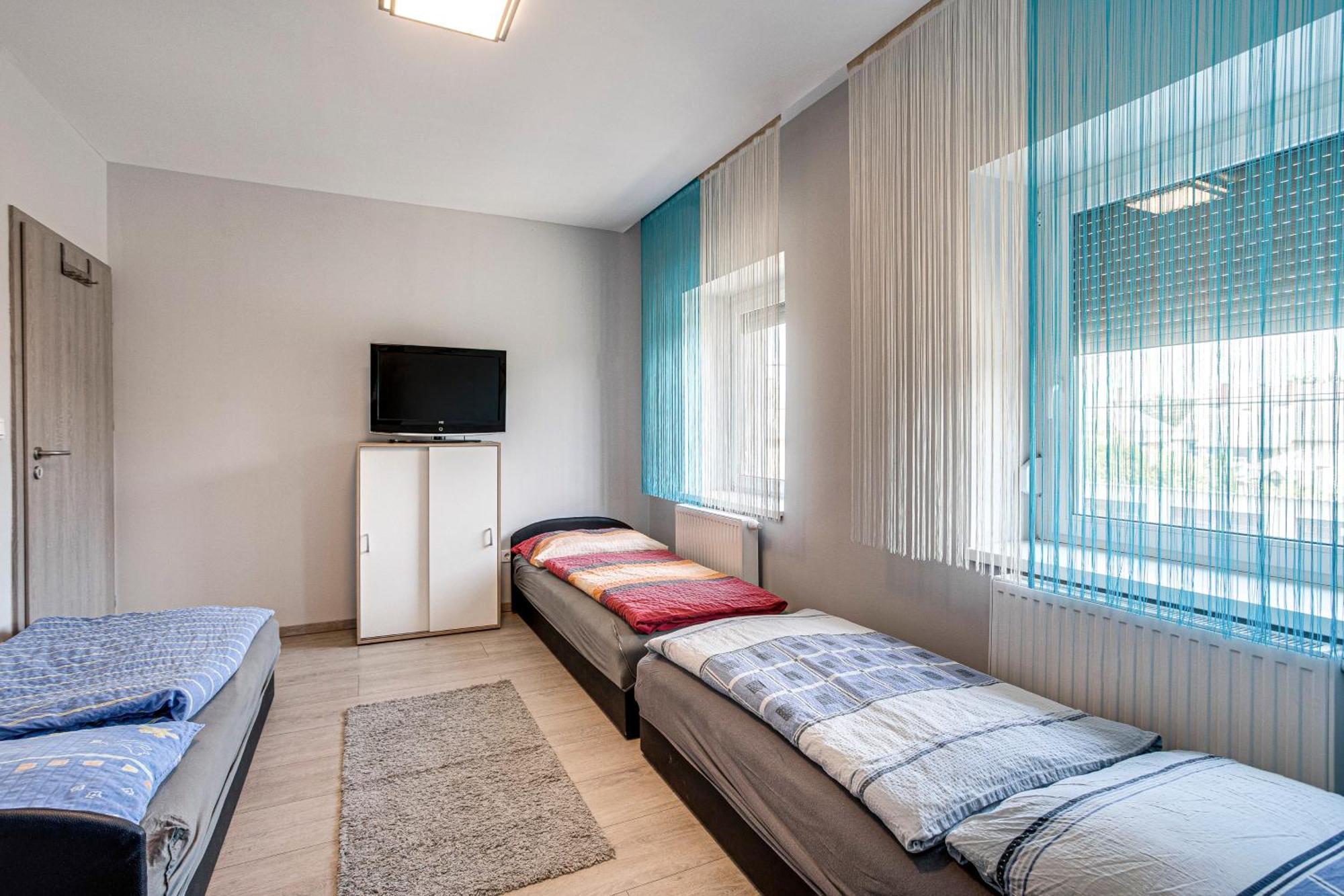 Magdi Vendeghaz A-B Apartment Celldömölk Exterior foto